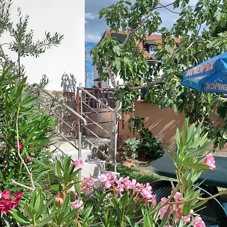 Le Figuier De Francesca Apartamento